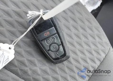 2022 Ford Escape Se z USA, uszkodzony, nr VIN 1FMCU9G6XNUA32126